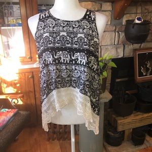 YA LOS ANGELES SIZE MEDIUM BLACK SLEEVELESS BOHO TOP W/ELEPHANTS PAISLEYS
